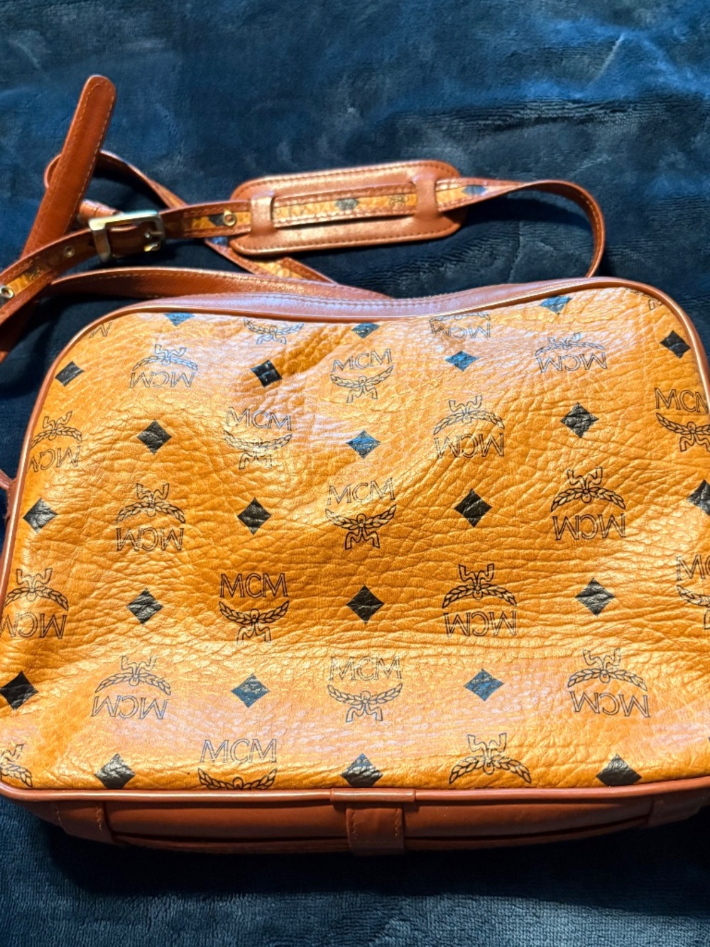Vintage MCM Cognac Visetos Crossbody Bag Rectangular Camera Case Germany 72080 - Picture 3 of 4